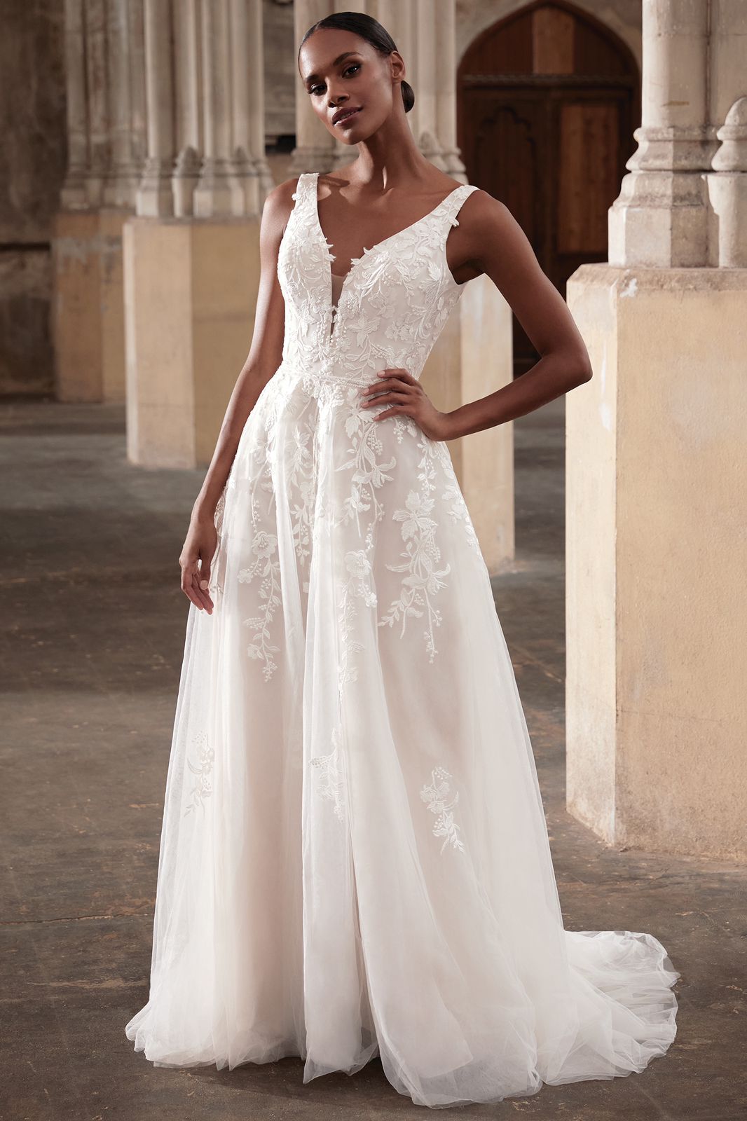 Justin Alexander Fiorella — Ivory/Nude