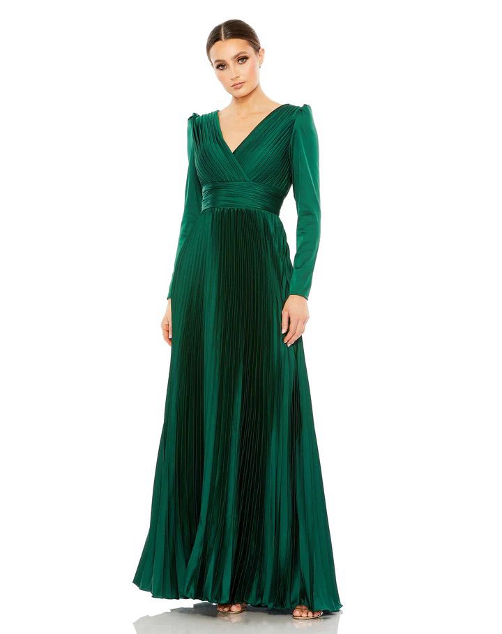 Macduggal Gianna — Esmeralda