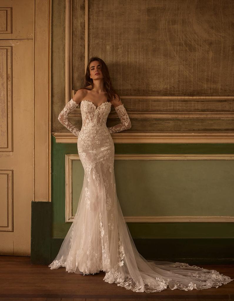 Alberto Palatchi Patricia — Ivory