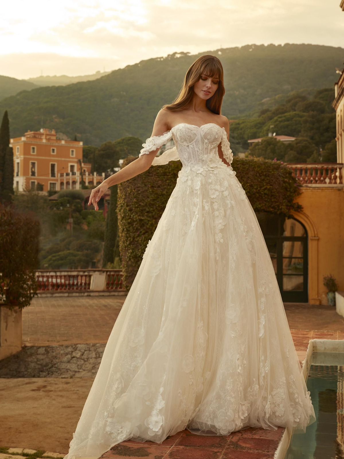 Nicole Milano Cosima — Ivory