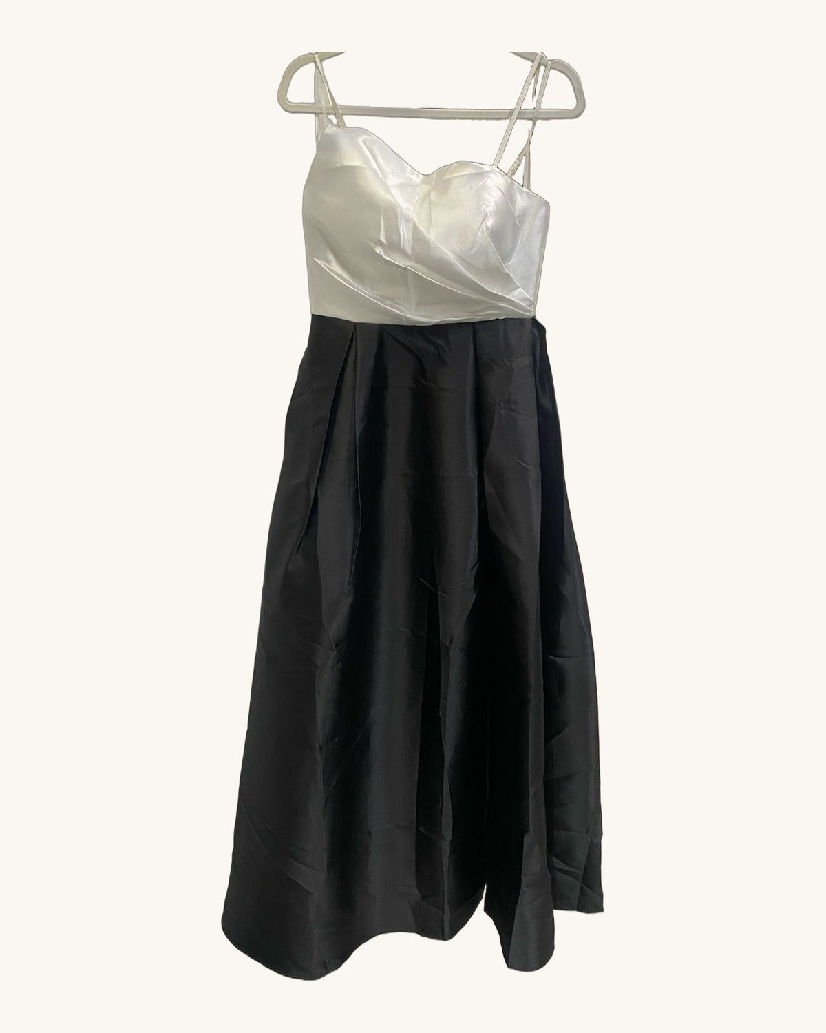 Gianna Blanco/Negro - Vestido Casual - Sposa Mia Chihuahua